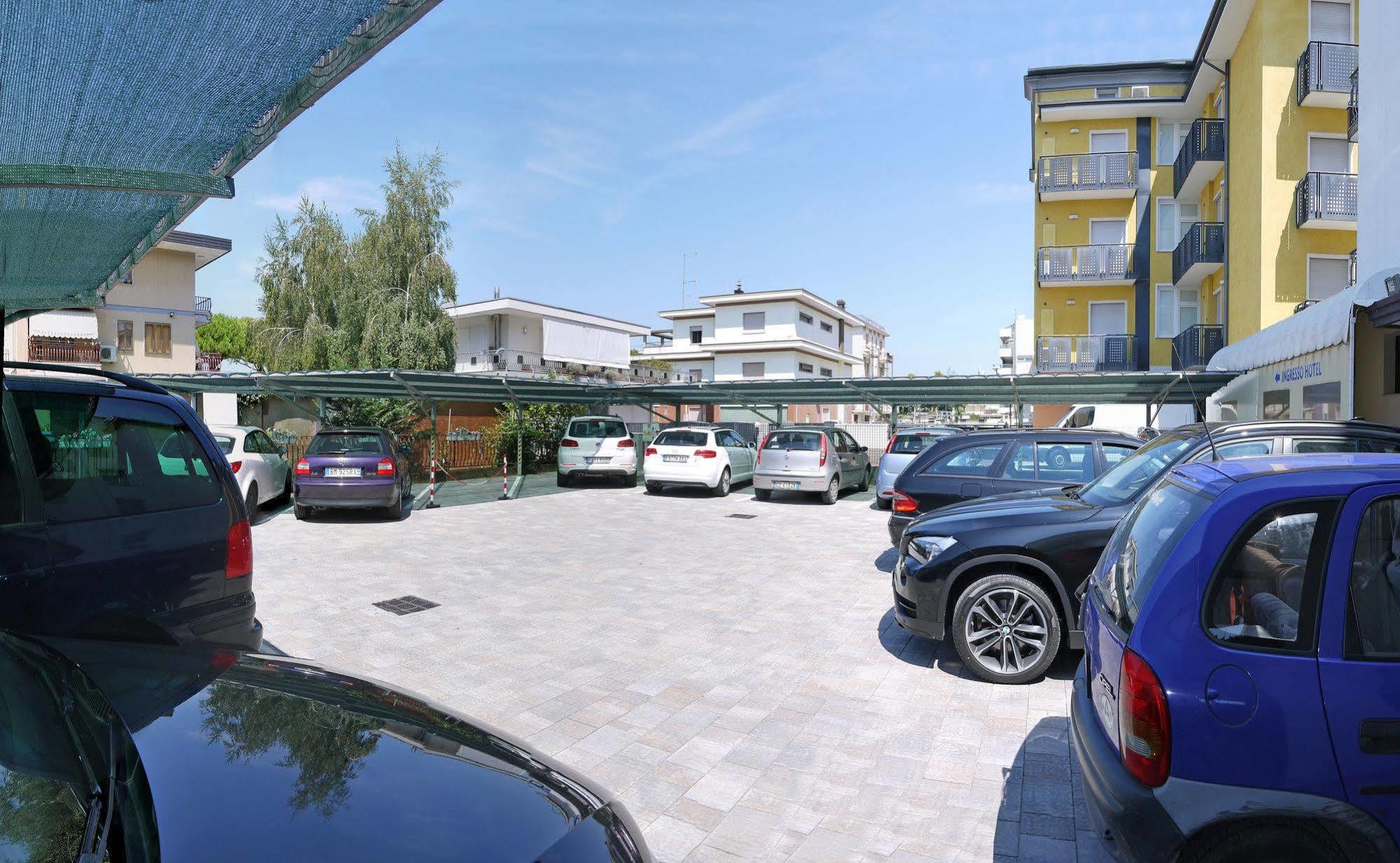 Hotel Bellaria Lido di Jesolo Zewnętrze zdjęcie
